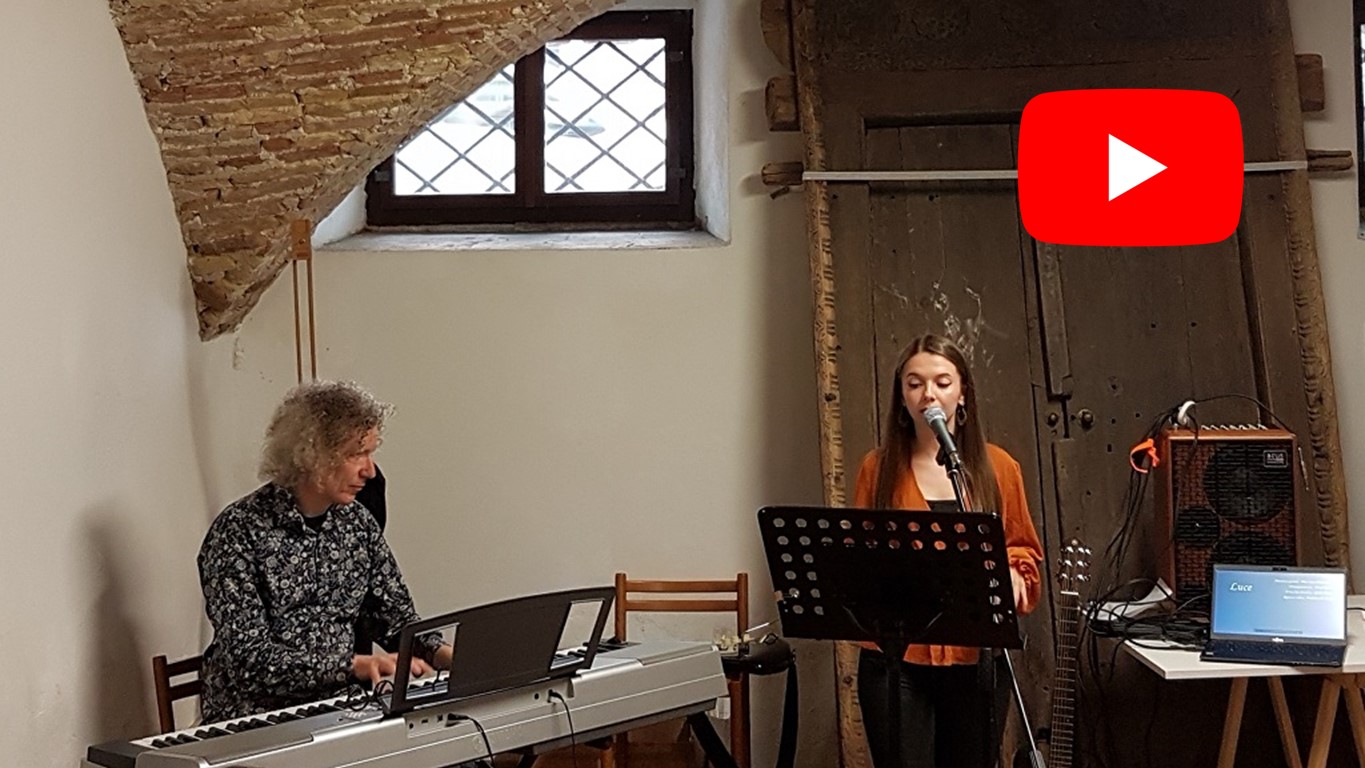 placeholder image - Something to tell you (versione live alla presentazione dell'album Luce)